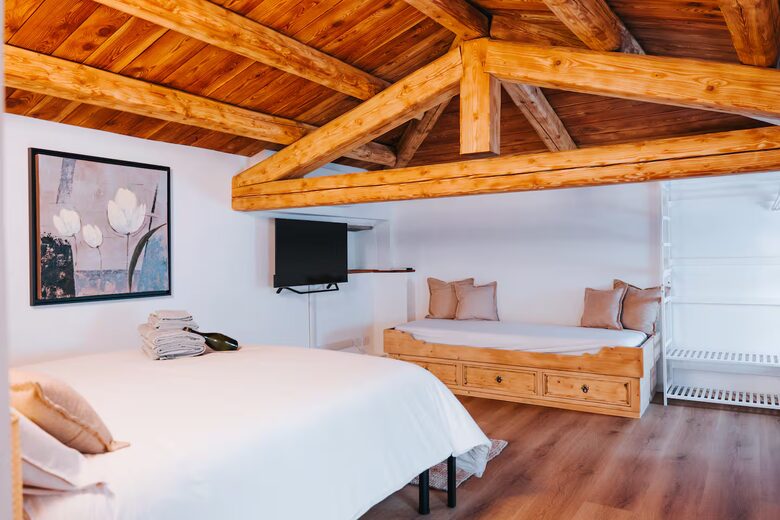 Elegant Townhouse in the Prosecco Hills - Cison di Valmarino, Italy