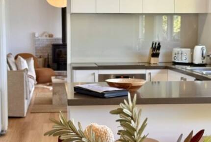 Currawong House | Mountain Views and Trail Access - Warburton, Australia