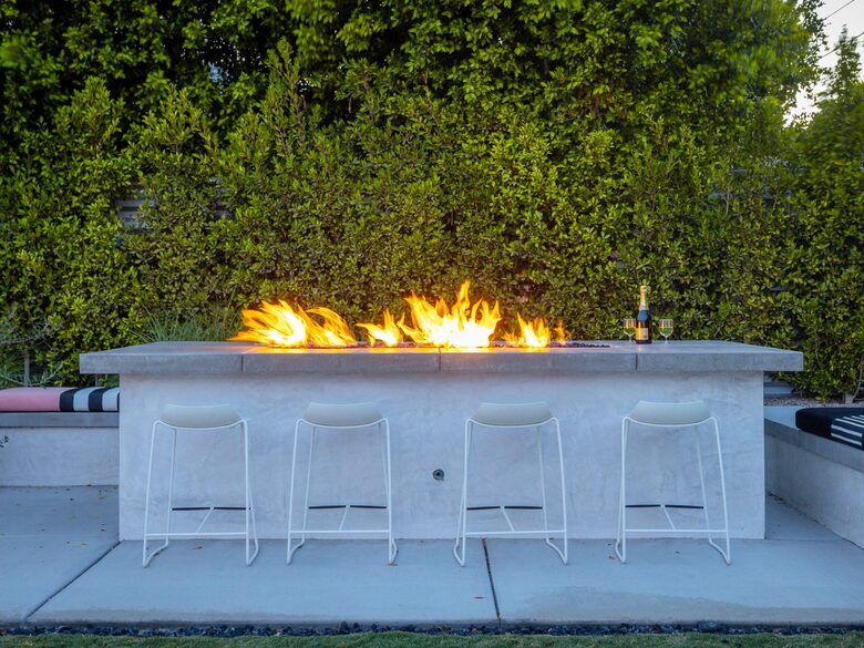 Midcentury Palm Springs with Pool and Mountain Views - Palm Springs, California