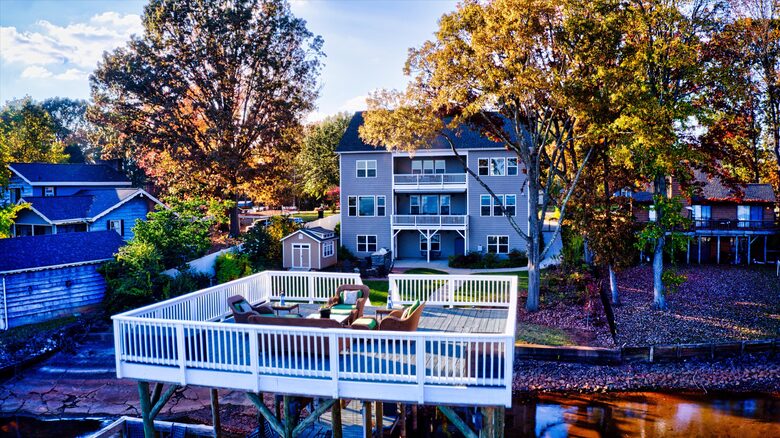 Lake Norman Estate with Private Dock - Denver, North Carolina