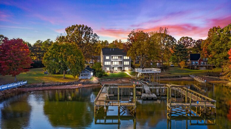 Lake Norman Estate with Private Dock - Denver, North Carolina