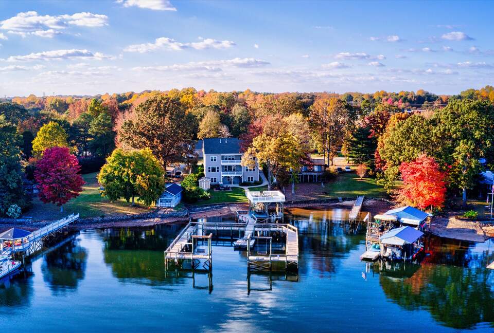 Lake Norman Estate with Private Dock - Denver, North Carolina