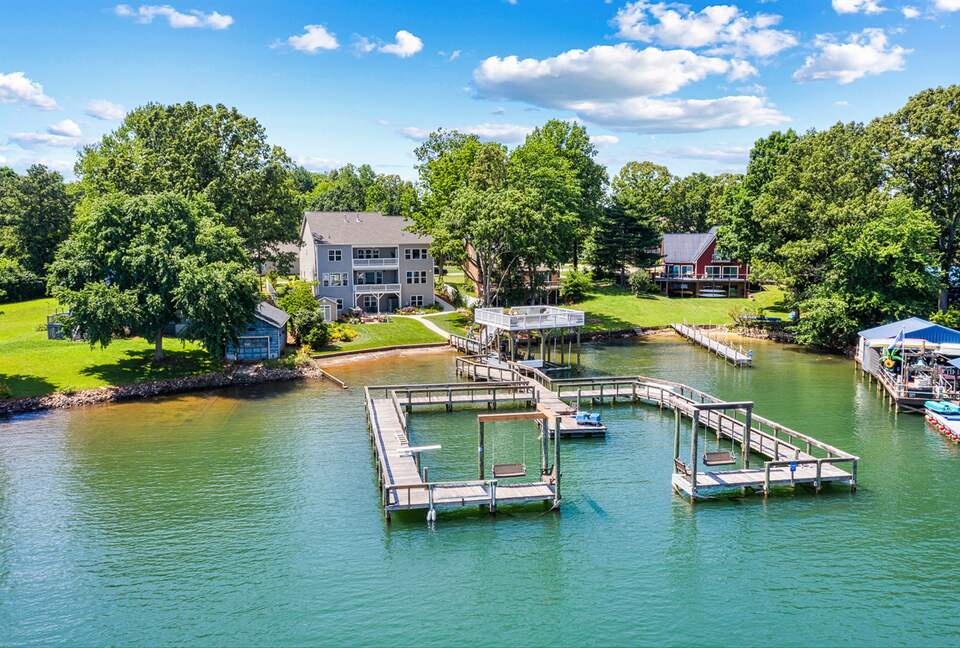 Lake Norman Estate with Private Dock - Denver, North Carolina