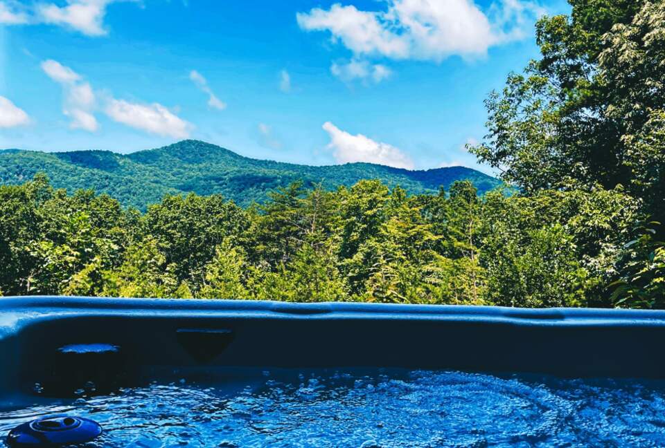 Fireside Mountain Escape Near Helen - Cleveland, Georgia
