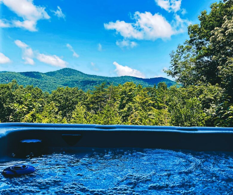 Fireside Mountain Escape Near Helen - Cleveland, Georgia
