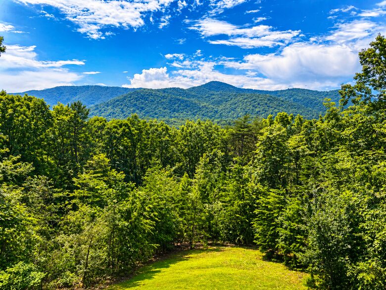 Fireside Mountain Escape Near Helen - Cleveland, Georgia