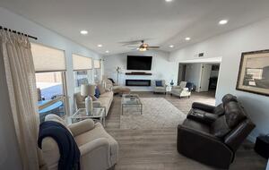 Sun Lakes Lakefront Home with Golf Cart - Sun Lakes, Arizona