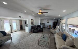 Sun Lakes Lakefront Home with Golf Cart - Sun Lakes, Arizona