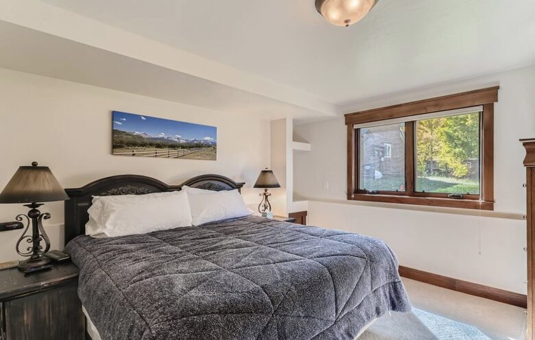 Frisco Living Near Five Ski Resorts - Frisco, Colorado