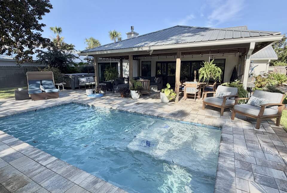 Peaceful West 30A Pool Retreat - Santa Rosa Beach, Florida