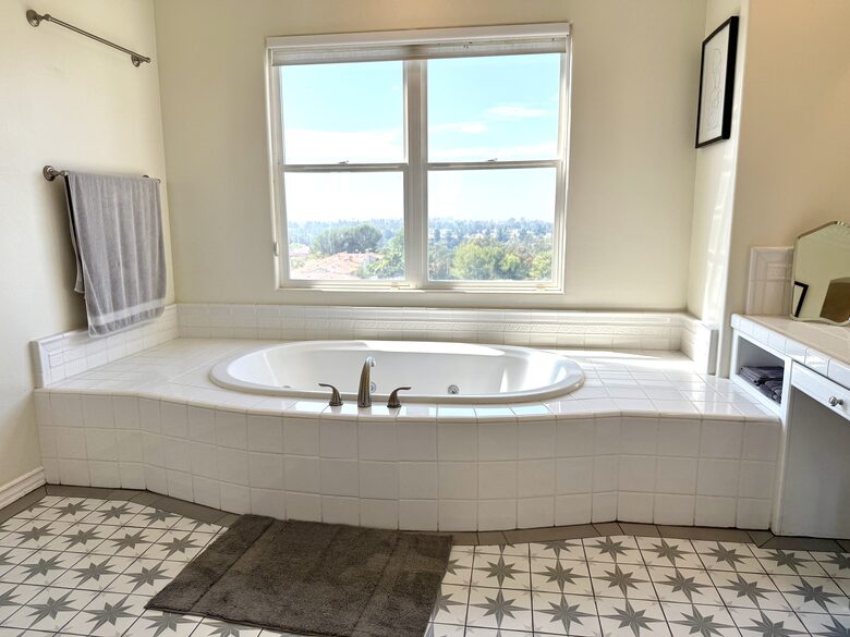 Newport Coast Living with Pacific Views - Newport Coast, California