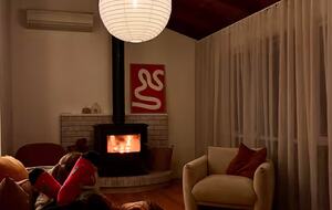 Currawong House | Mountain Views and Trail Access - Warburton, Australia