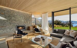 Wānaka Lakeside Architectural Retreat - Wānaka, New Zealand