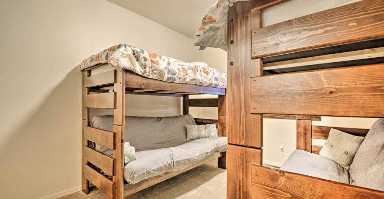Pinetop Cabin with Direct National Forest Trail Access - Pinetop, Arizona