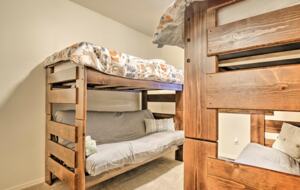 Pinetop Cabin with Direct National Forest Trail Access - Pinetop, Arizona