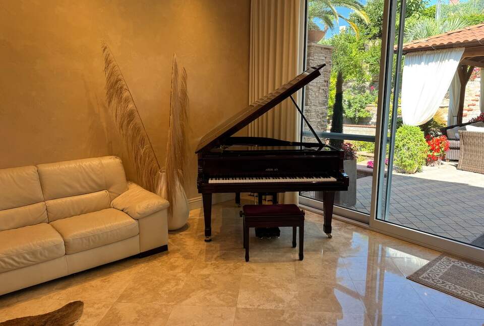 Orange County Villa with Spacious Backyard & Movie Room - Mission Viejo, California