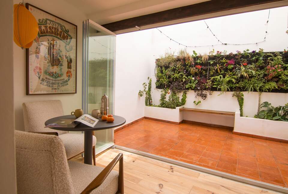 Contemporary Lisbon Stay - Lisbon, Portugal