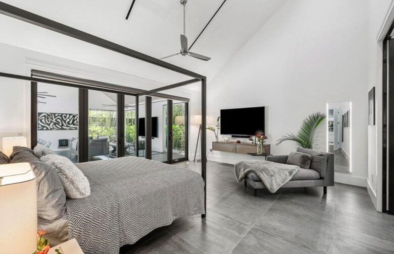 Contemporary Oasis in Delray Beach - Delray Beach, Florida
