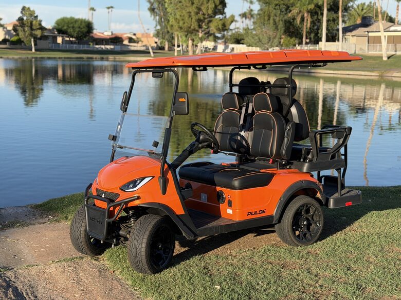 Sun Lakes Lakefront Home with Golf Cart - Sun Lakes, Arizona
