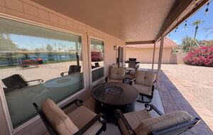 Sun Lakes Lakefront Home with Golf Cart - Sun Lakes, Arizona
