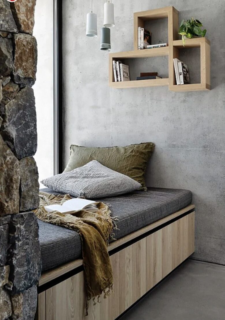 Concrete House in City Beach - Perth, Australia