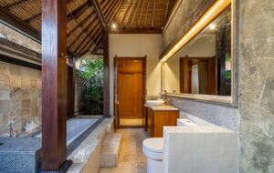 Kubu Cempaka - Pererenan, Indonesia