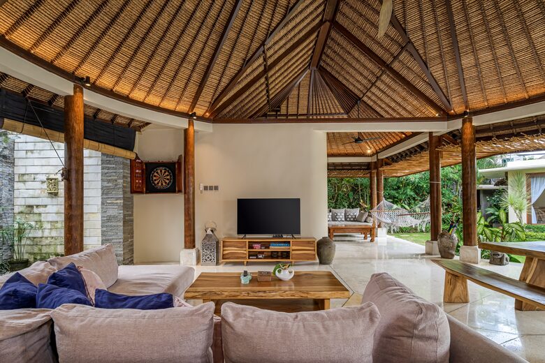 Kubu Cempaka - Pererenan, Indonesia