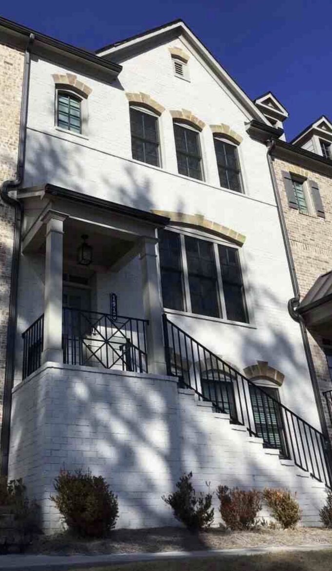 Designer Brookhaven Townhome Near Atlanta - Brookhaven, Georgia