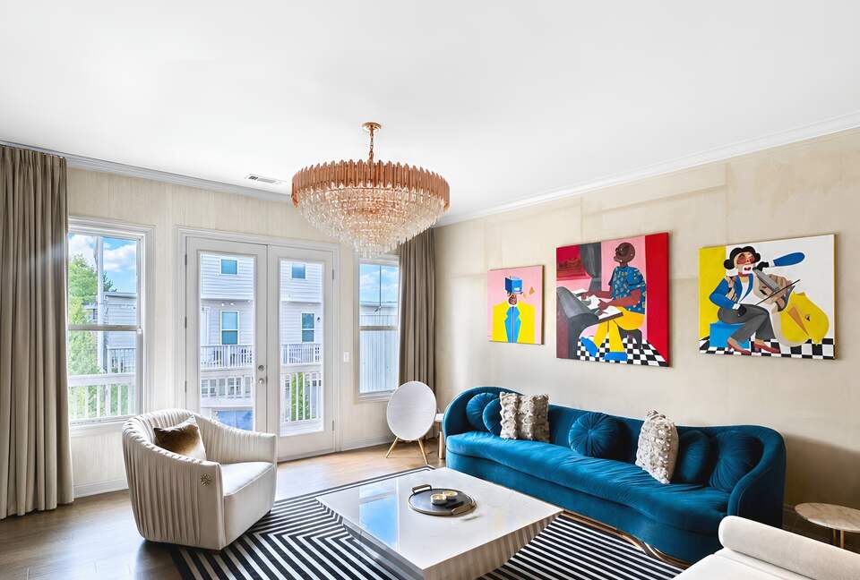 Designer Brookhaven Townhome Near Atlanta - Brookhaven, Georgia