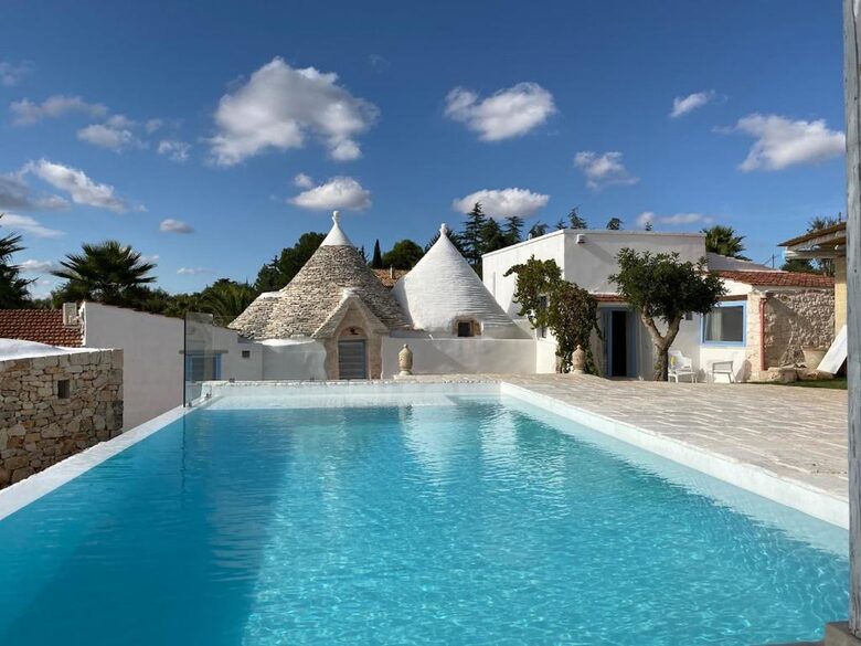 Traditional Trulli Retreat in Puglia - Putignano, Italy