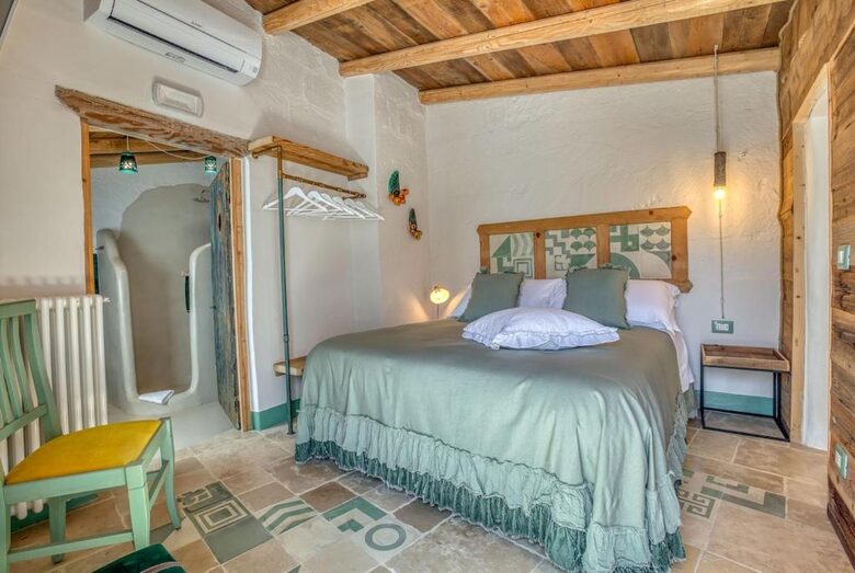 Traditional Trulli Retreat in Puglia - Putignano, Italy