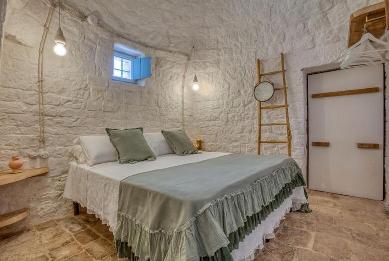 Traditional Trulli Retreat in Puglia - Putignano, Italy