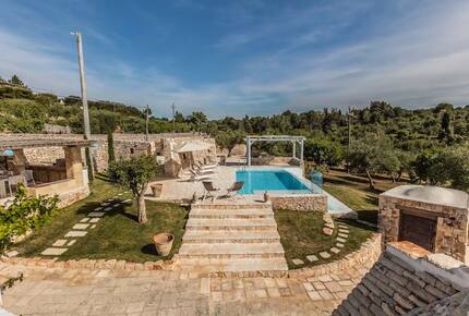 Traditional Trulli Retreat in Puglia - Putignano, Italy
