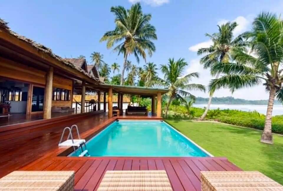 Mentawai Beachfront with Direct Surf Access - Mentawai Islands, Indonesia