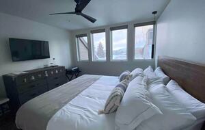 Silver Star Townhome with Hot Tub - Park City, Utah