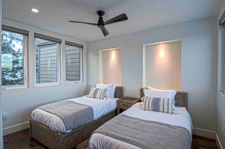 Silver Star Townhome with Hot Tub - Park City, Utah