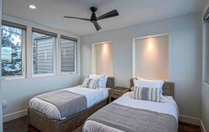 Silver Star Townhome with Hot Tub - Park City, Utah