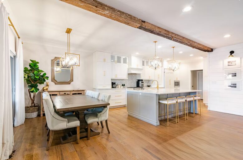 Lake Norman Waterfront Retreat - Cornelius, North Carolina