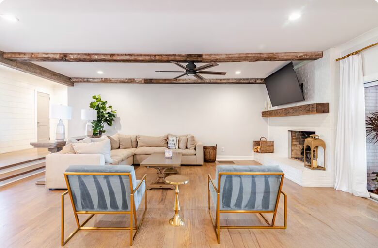 Lake Norman Waterfront Retreat - Cornelius, North Carolina
