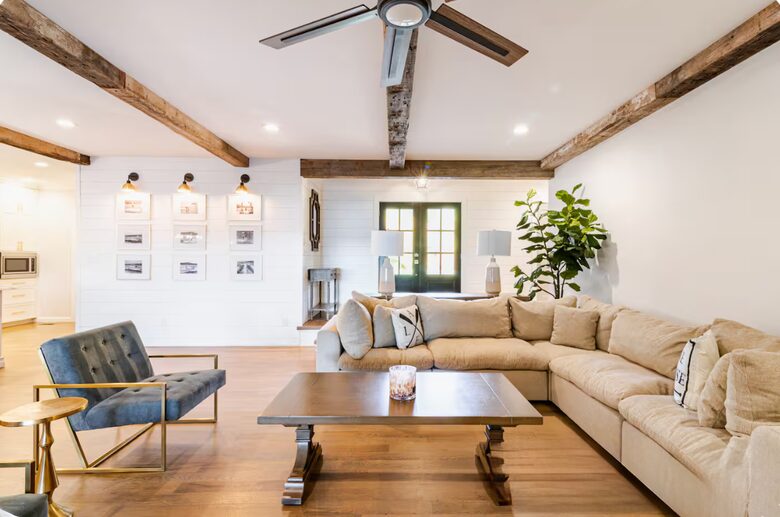 Lake Norman Waterfront Retreat - Cornelius, North Carolina