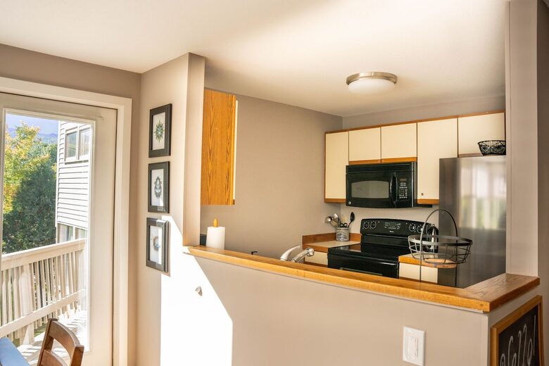Fall Line Condo Near Killington Slopes - Killington, Vermont