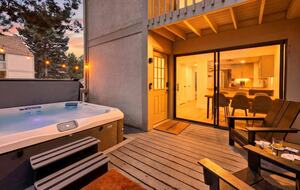 Park City Hot Tub Living Near the Slopes - Park City, Utah