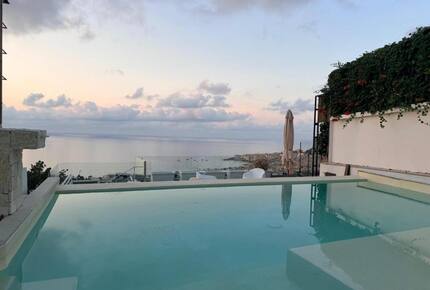 Sophisticated Sicilian Villa with Private Pool - Cefalu', Italy