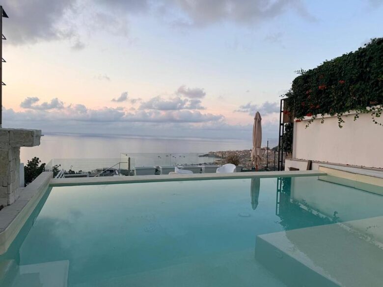 Sophisticated Sicilian Villa with Private Pool - Cefalu', Italy