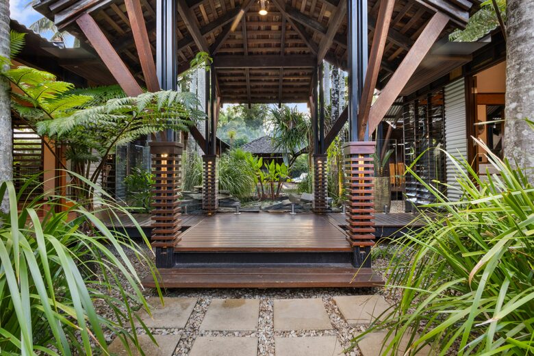Kenge Village near Four Mile Beach - Port Douglas, Australia