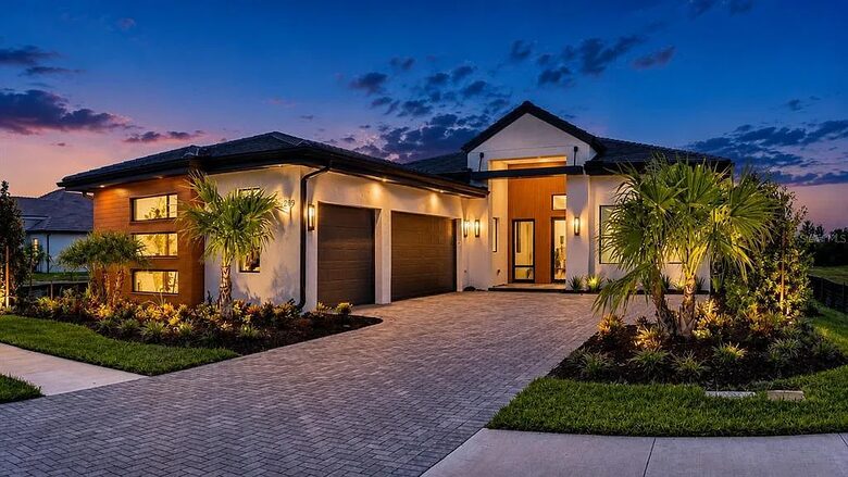 Waterside Escape on Florida's Gulf Coast - Lakewood Ranch, Florida
