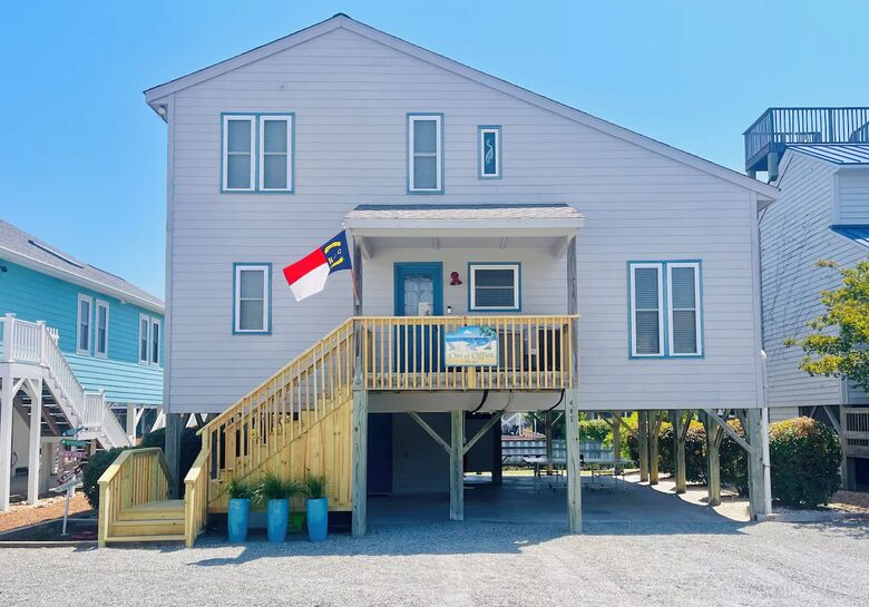 Canal-Front Cottage at Sunset Beach - Sunset Beach, North Carolina