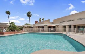 Sun Lakes Lakefront Home with Golf Cart - Sun Lakes, Arizona