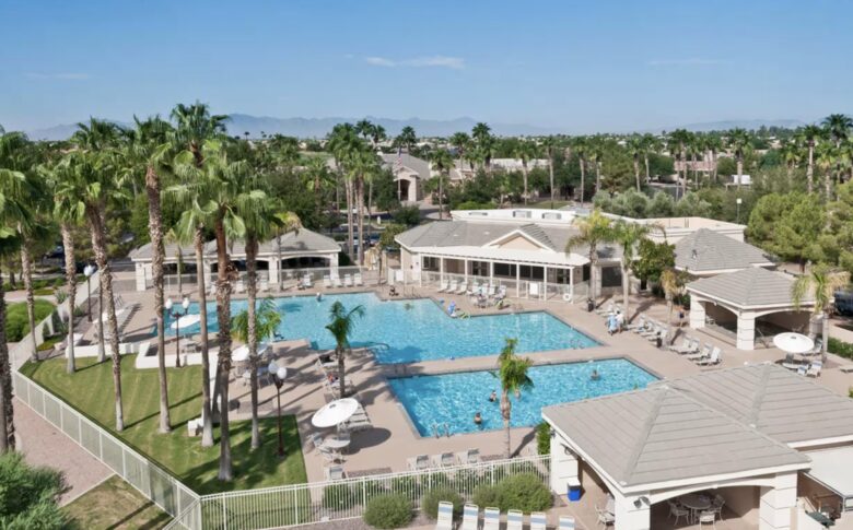 Sun Lakes Lakefront Home with Golf Cart - Sun Lakes, Arizona