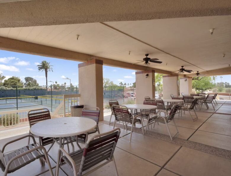 Sun Lakes Lakefront Home with Golf Cart - Sun Lakes, Arizona